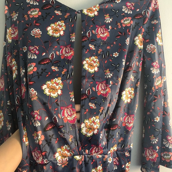 Victoria’s Secret Satin Open Back Floral Jumpsuit - Picture 4 of 8